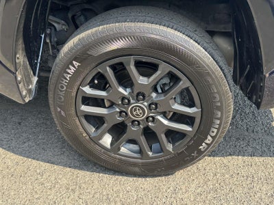2024 Toyota Tundra Platinum