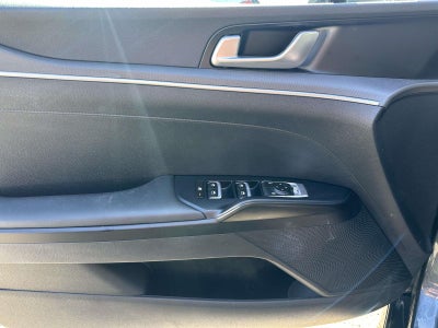 2022 Kia K5 LXS