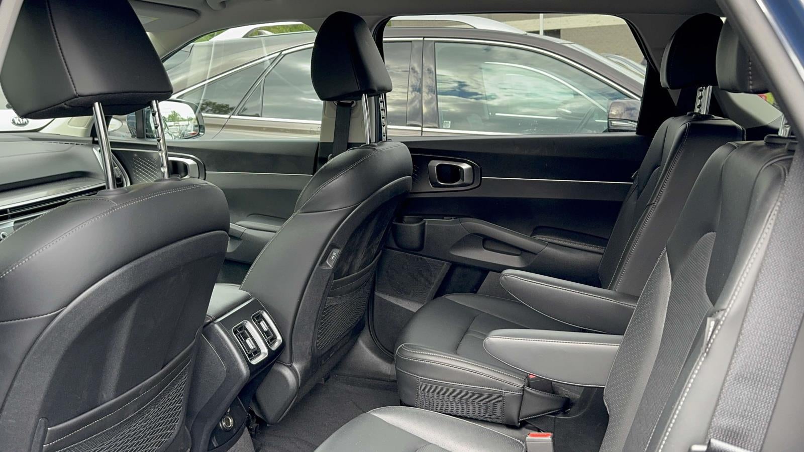 2025 Kia Sorento EX