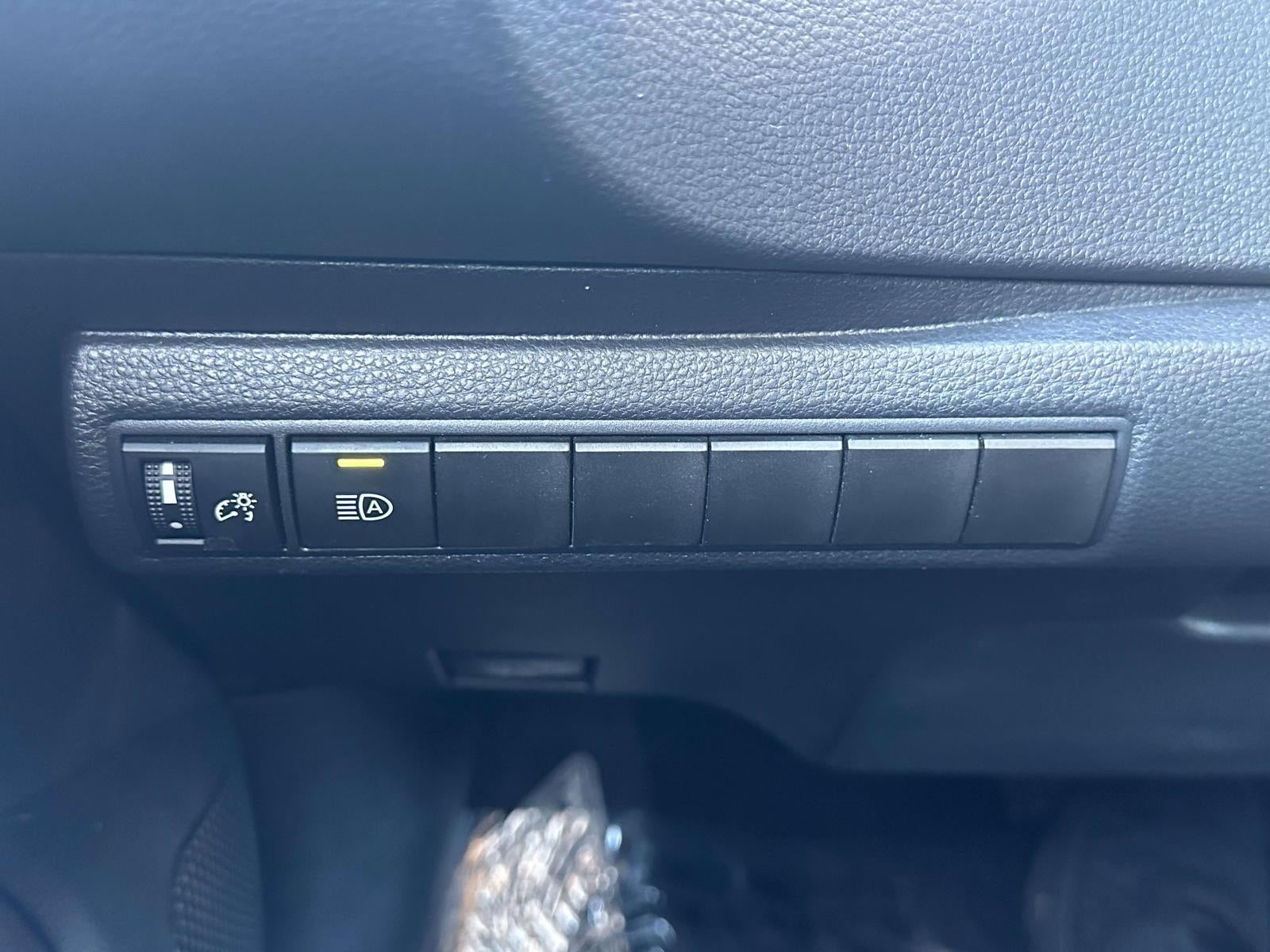 2025 Toyota Corolla XSE