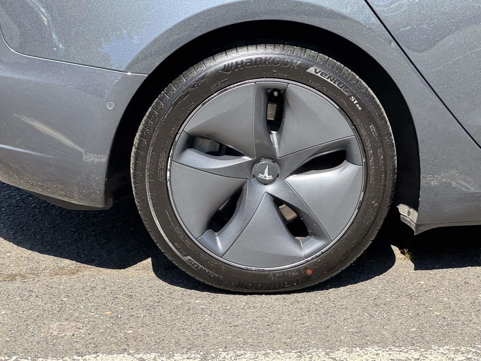 2022 Tesla Model 3 Long Range Dual Motor All-Wheel Drive