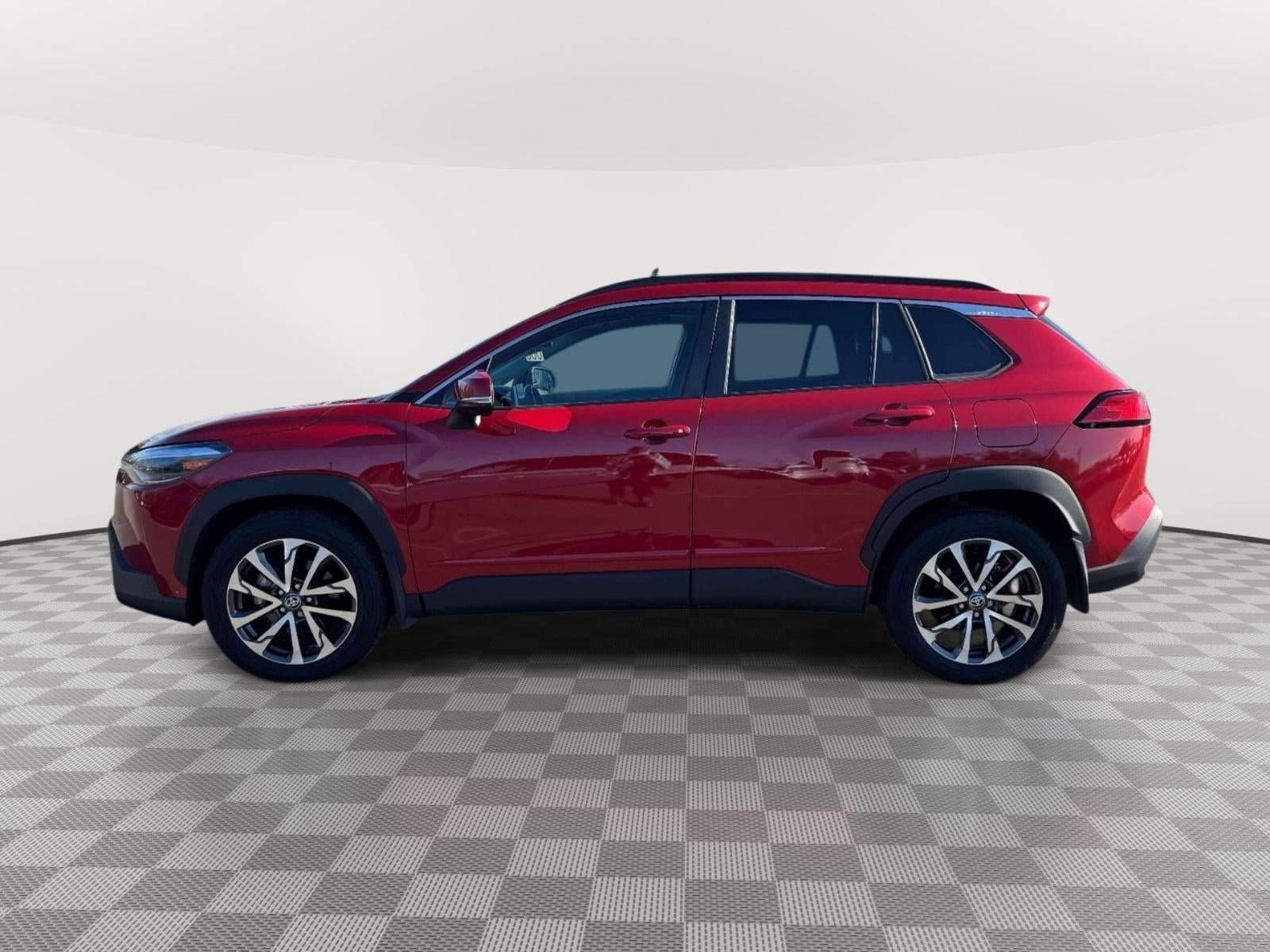 2023 Toyota Corolla Cross XLE