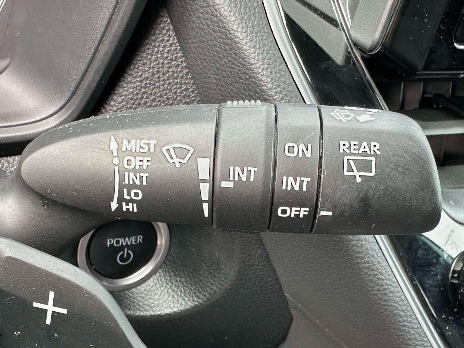 2023 Toyota Corolla Cross Hybrid SE