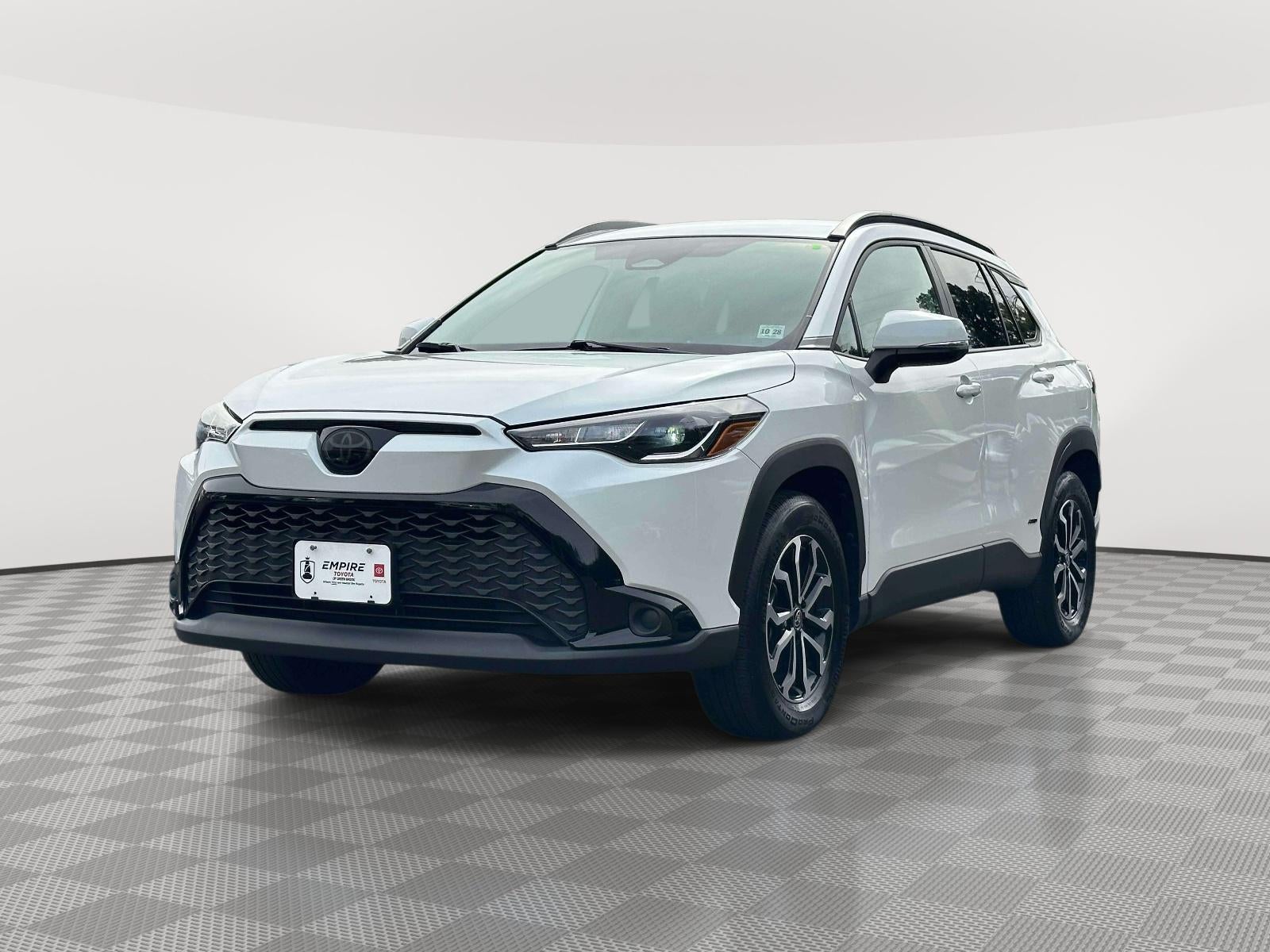 2023 Toyota Corolla Cross Hybrid SE