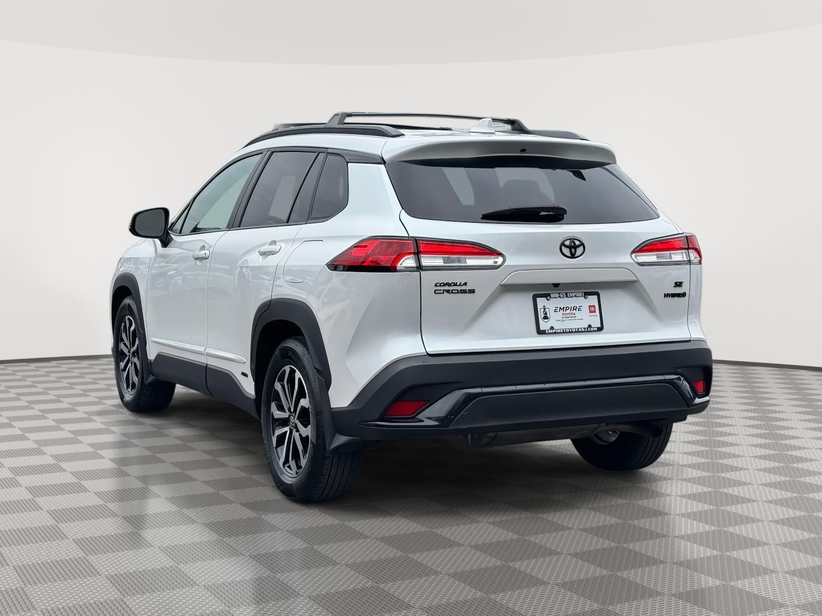 2024 Toyota Corolla Cross Hybrid SE