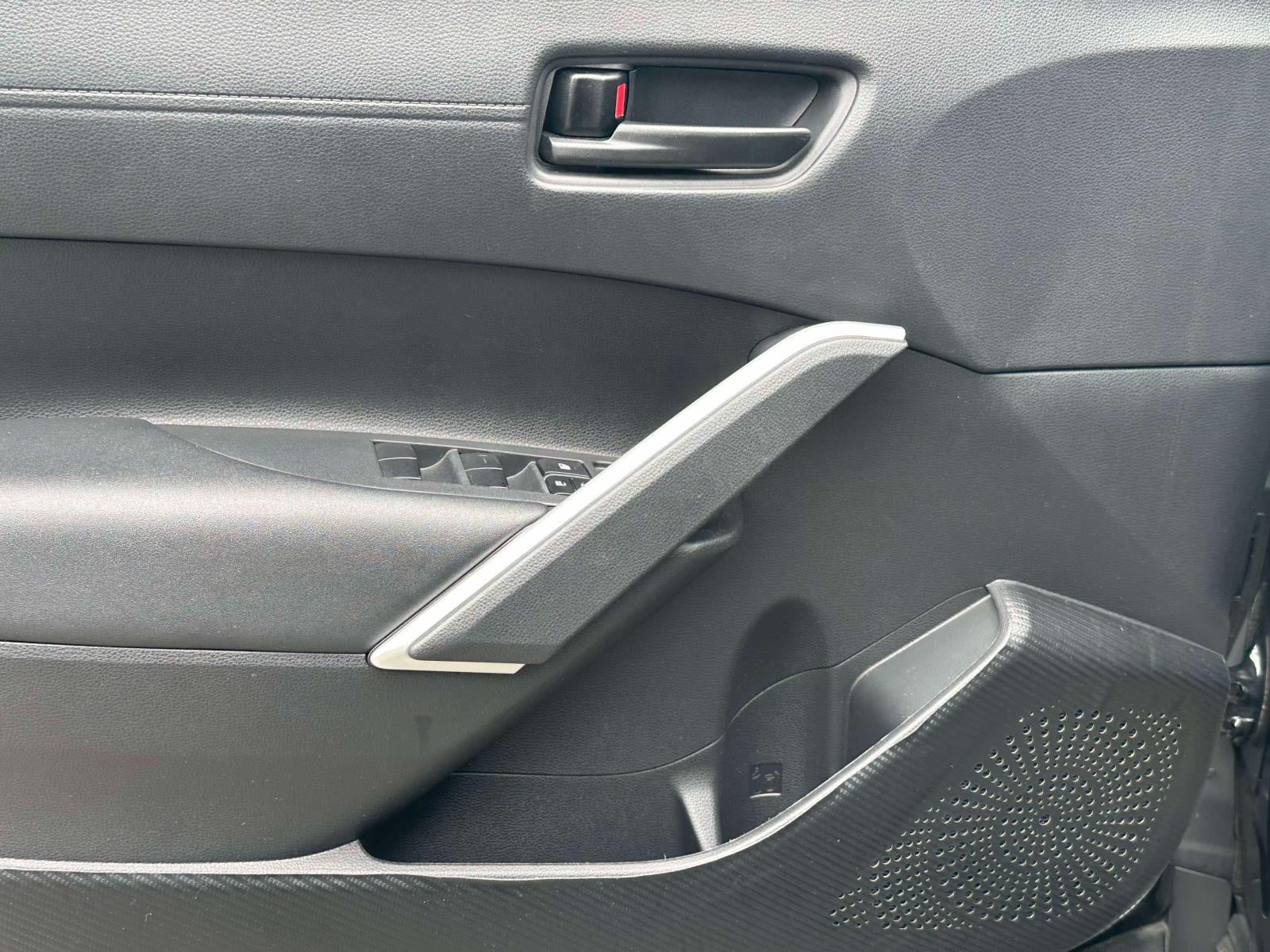 2024 Toyota Corolla Cross Hybrid SE