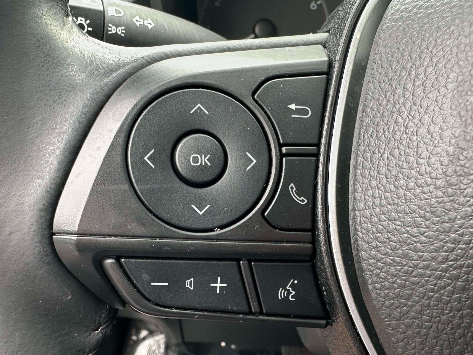 2024 Toyota Corolla Cross Hybrid SE