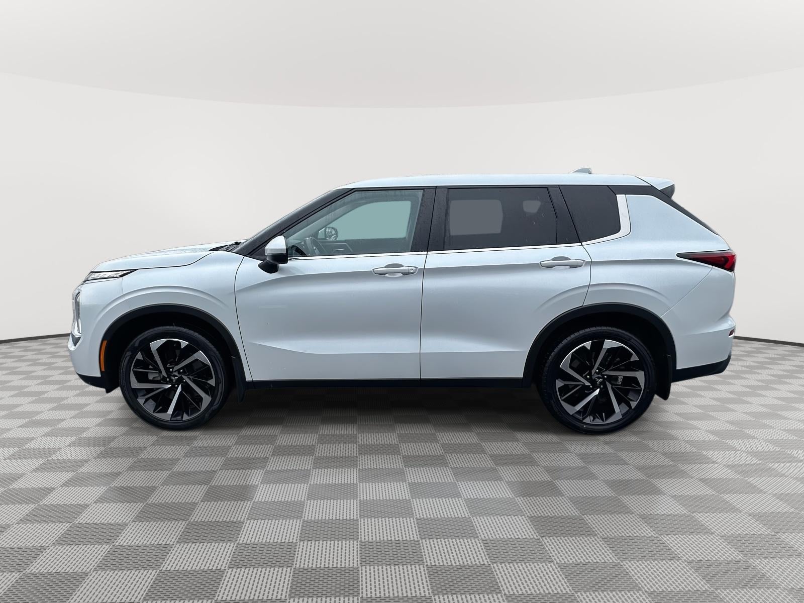 2022 Mitsubishi Outlander ES 2.5 S-AWC