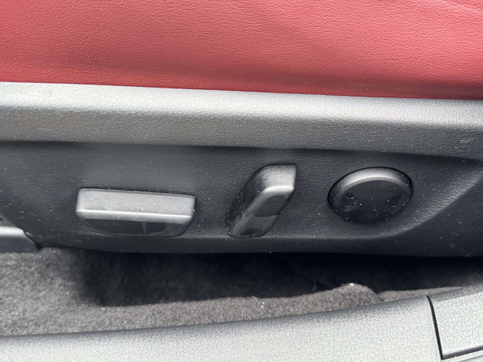 2023 Mazda Mazda3 Hatchback 2.5 S Carbon Edition