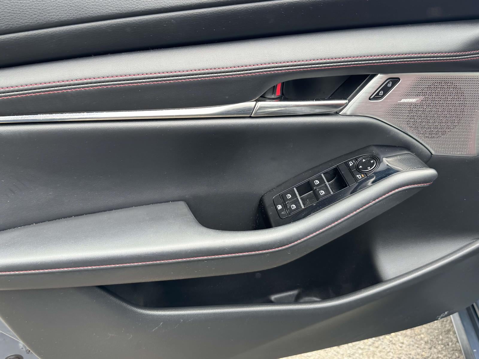 2023 Mazda Mazda3 Hatchback 2.5 S Carbon Edition