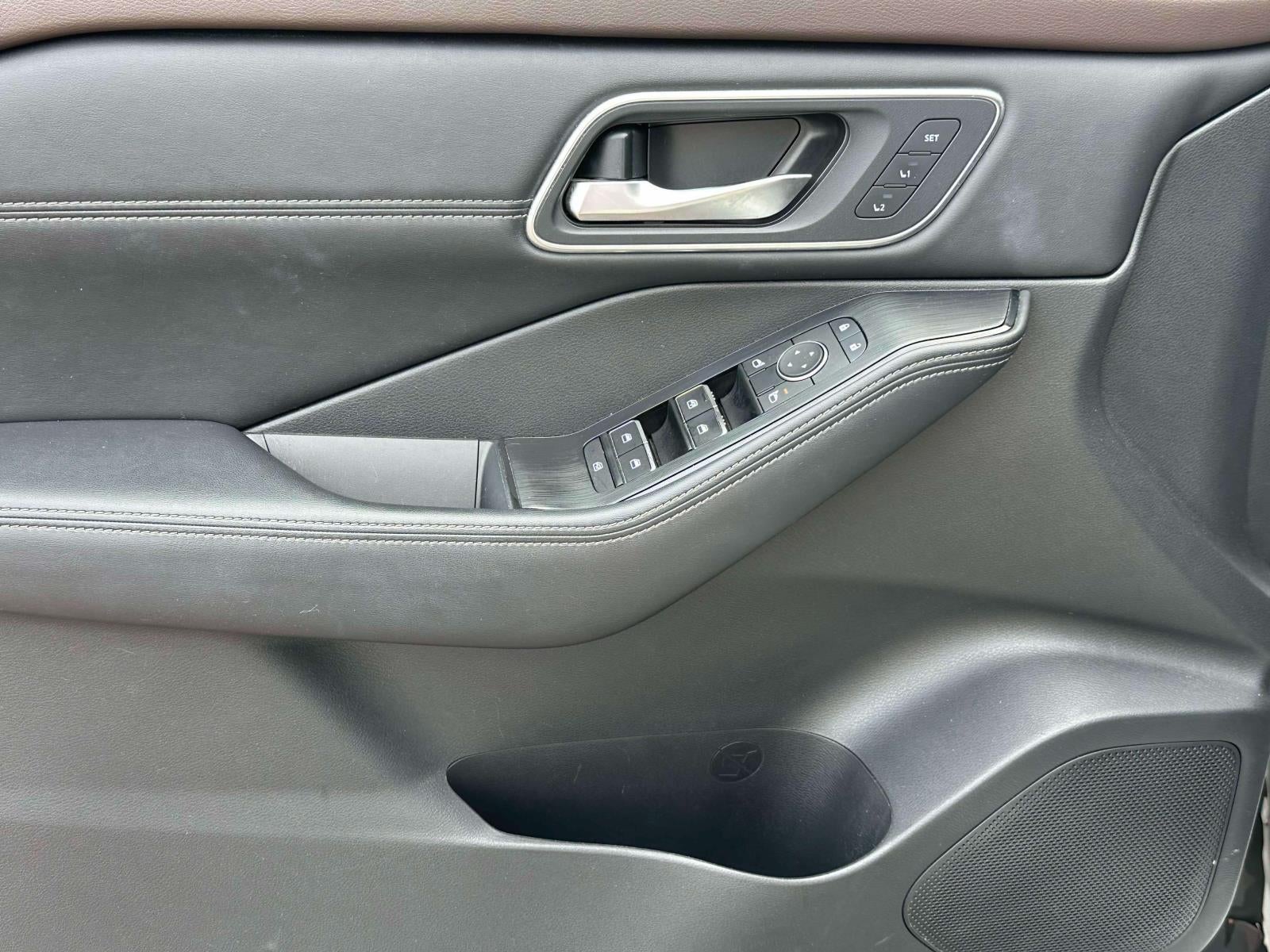 2022 Nissan Rogue Platinum Intelligent AWD