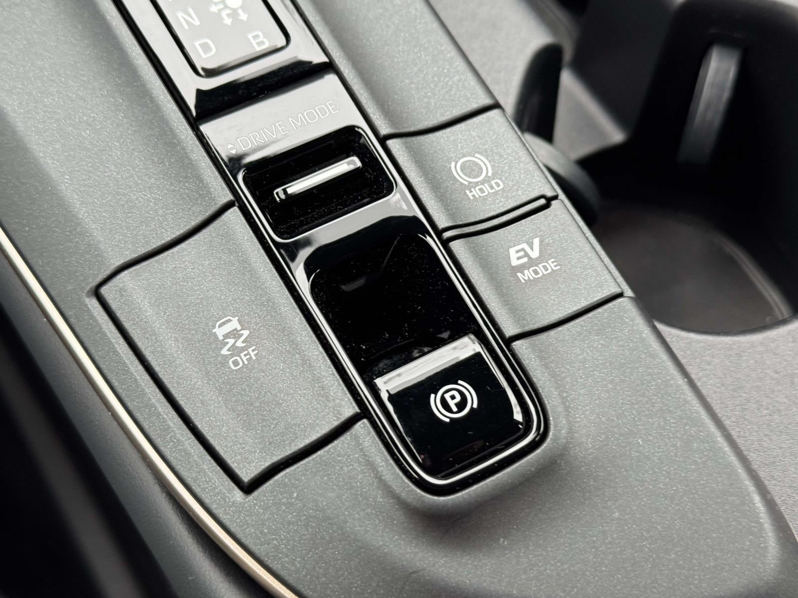 2023 Toyota Crown XLE