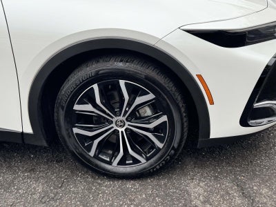 2023 Toyota Crown XLE