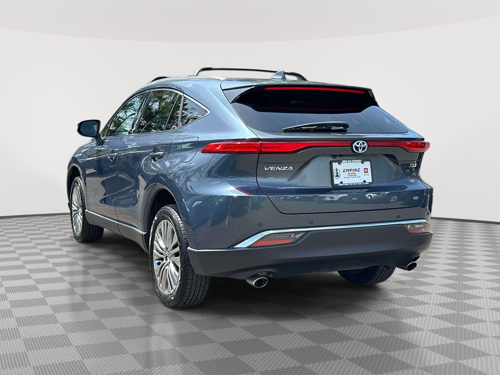 2023 Toyota Venza XLE