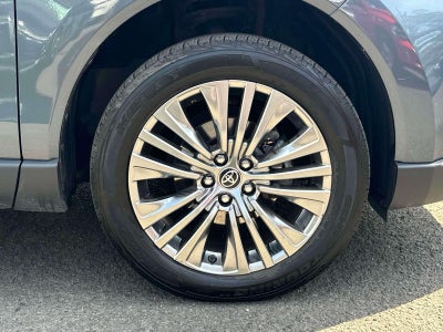 2023 Toyota Venza XLE