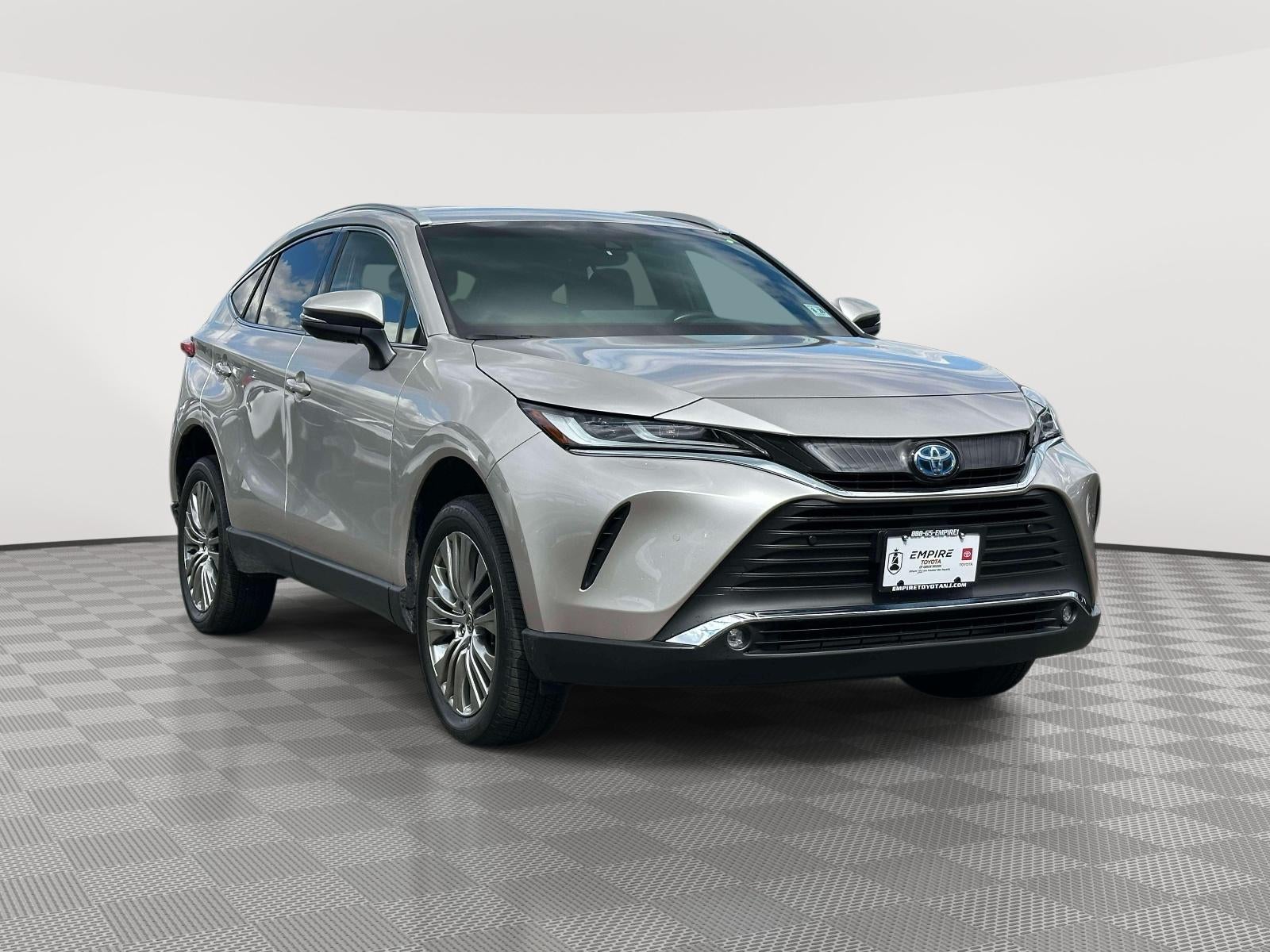 2023 Toyota Venza XLE