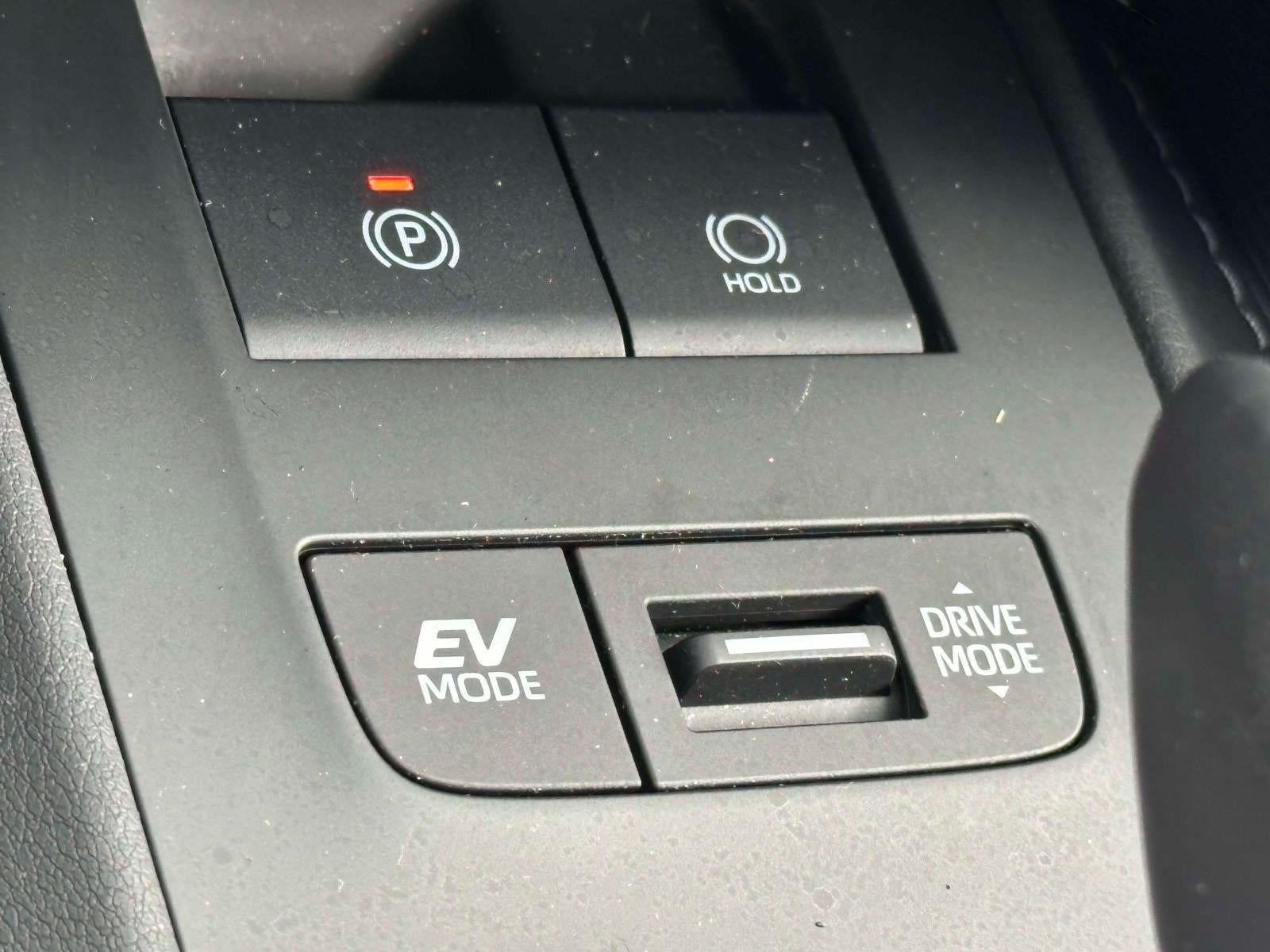 2023 Toyota Venza XLE