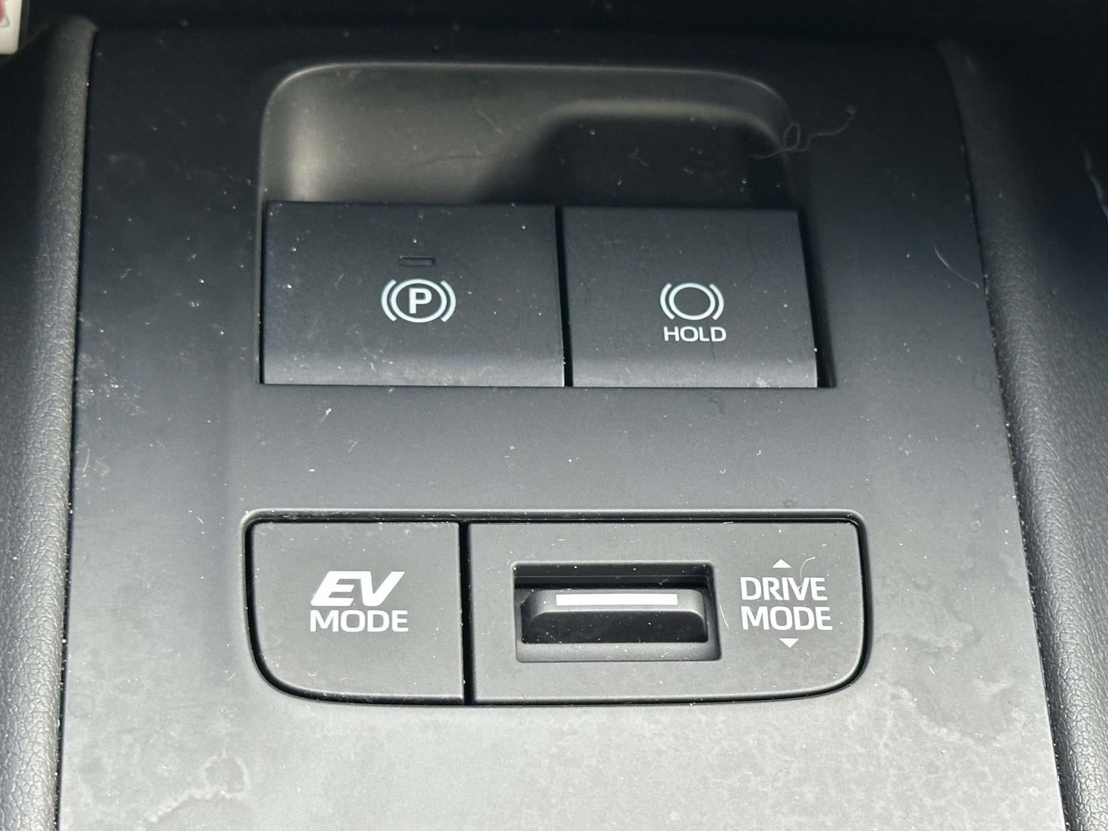 2022 Toyota Venza XLE