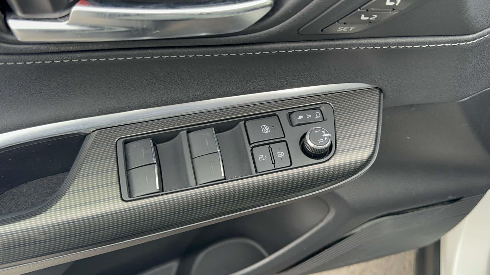 2022 Toyota Venza XLE