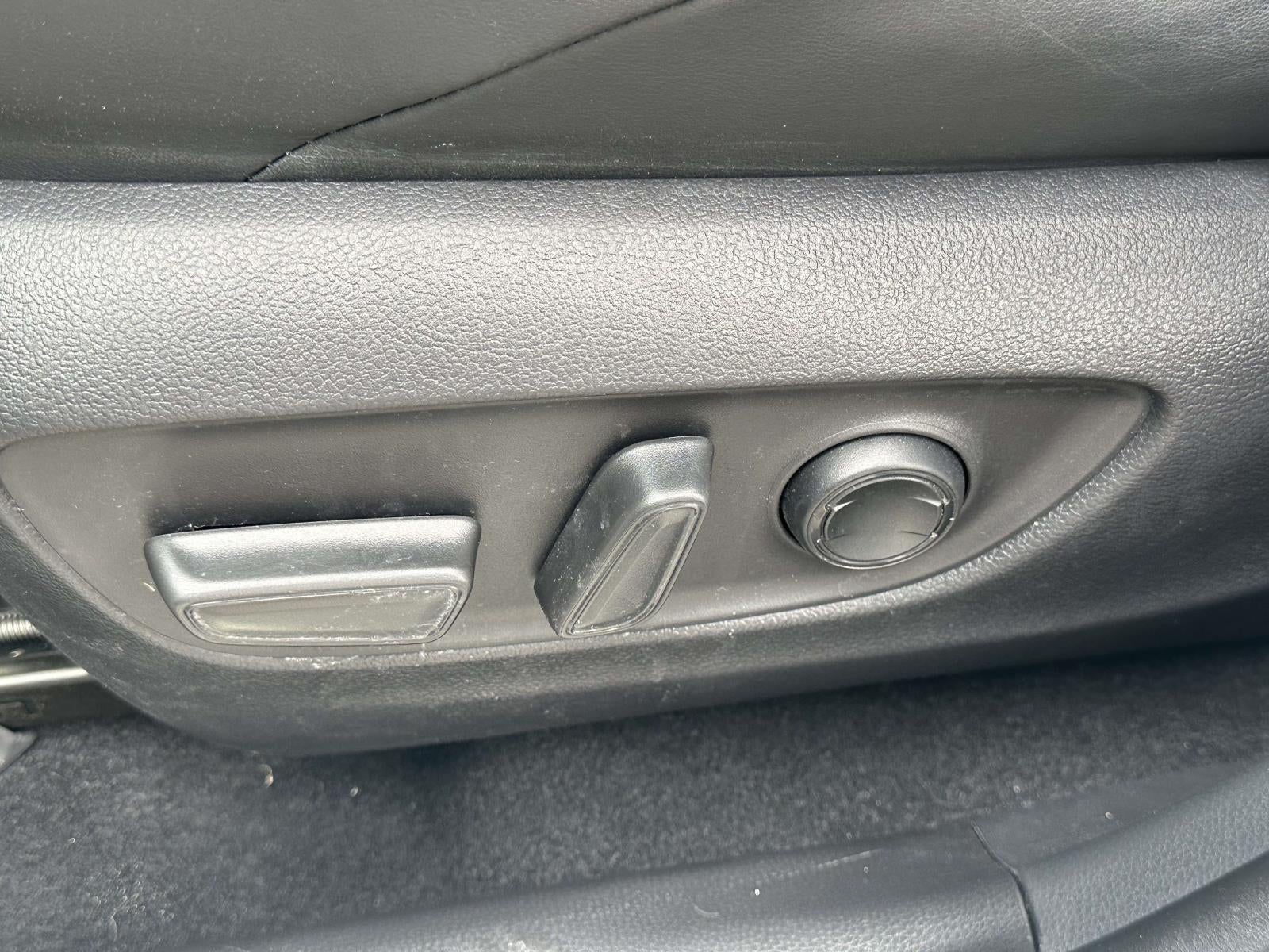 2022 Toyota Venza XLE