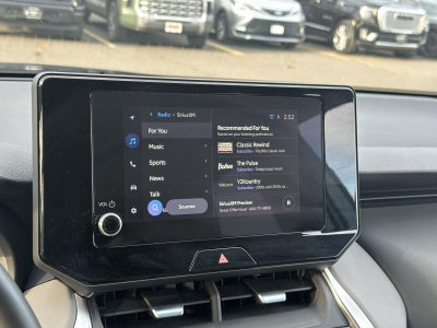 2024 Toyota Venza LE