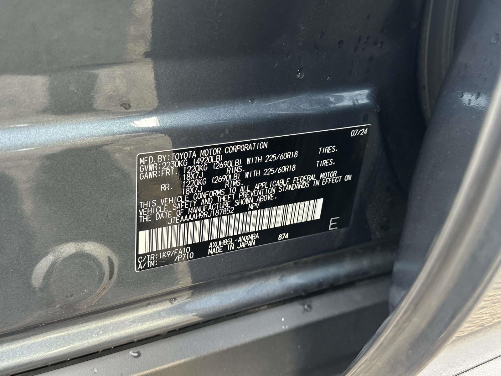 2024 Toyota Venza LE