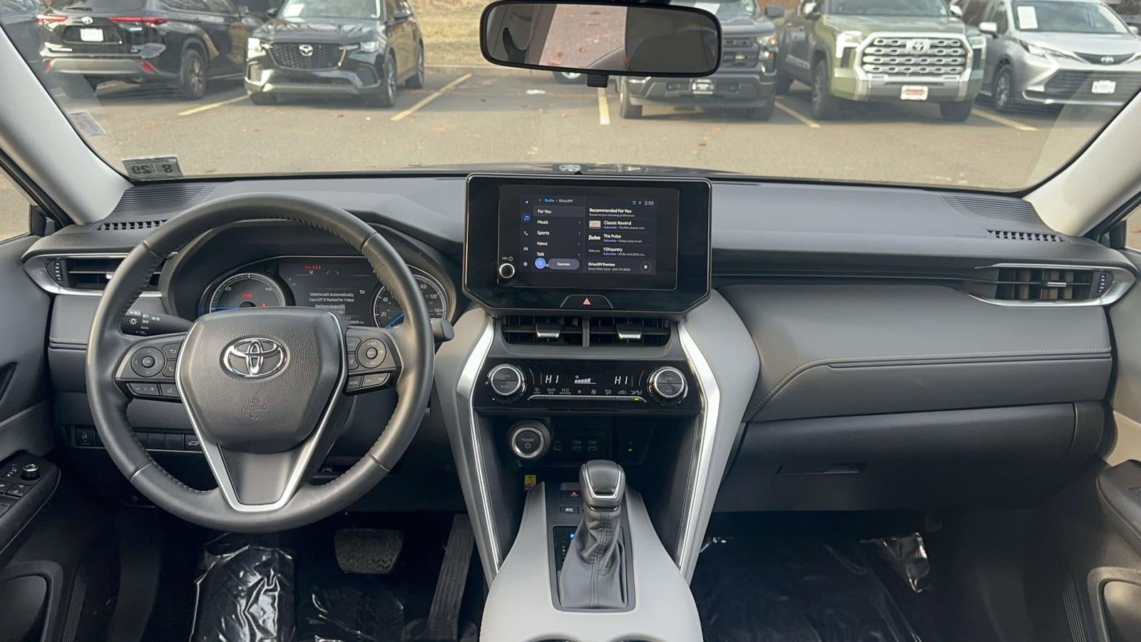 2024 Toyota Venza LE