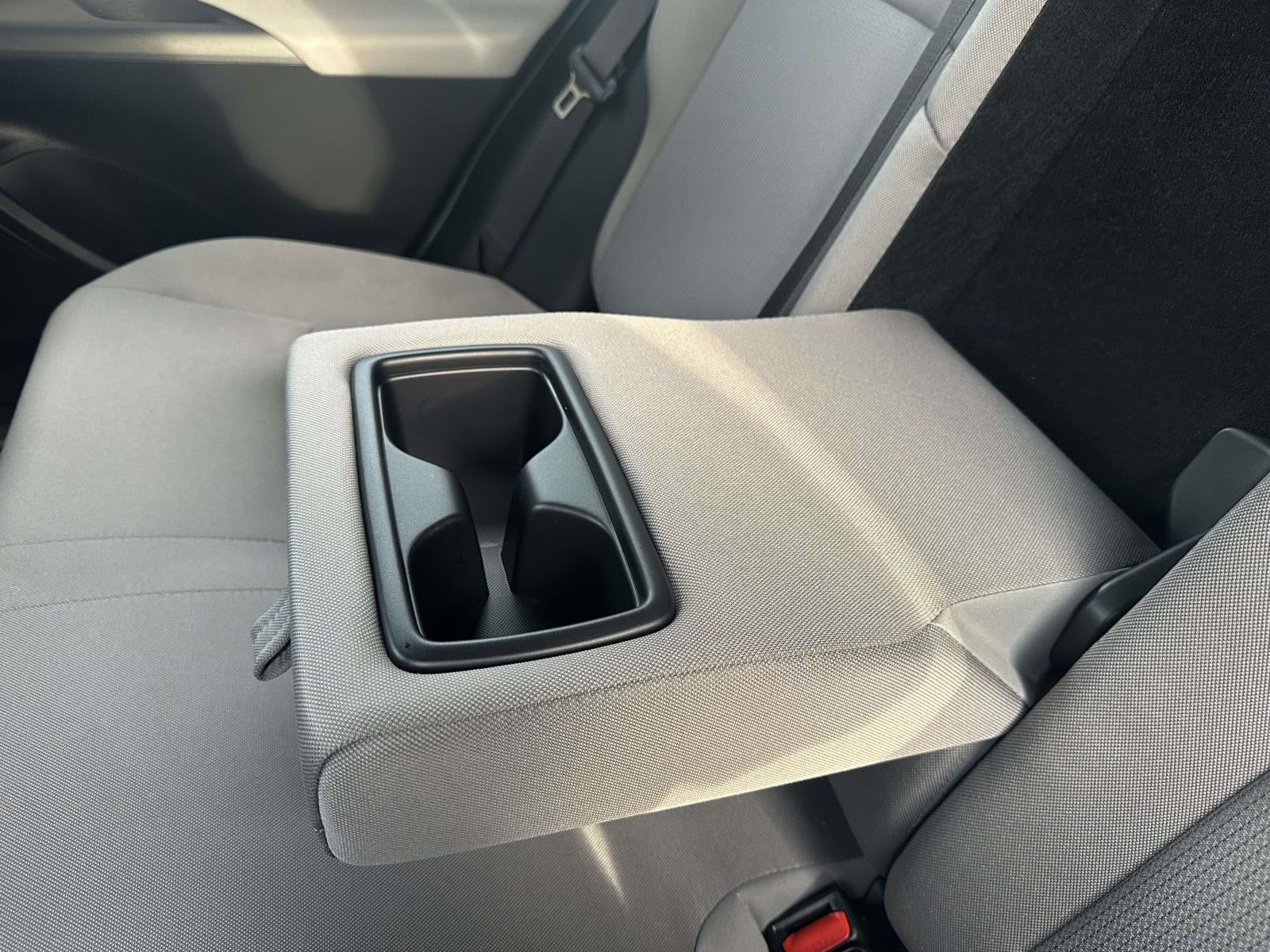 2024 Toyota Venza LE