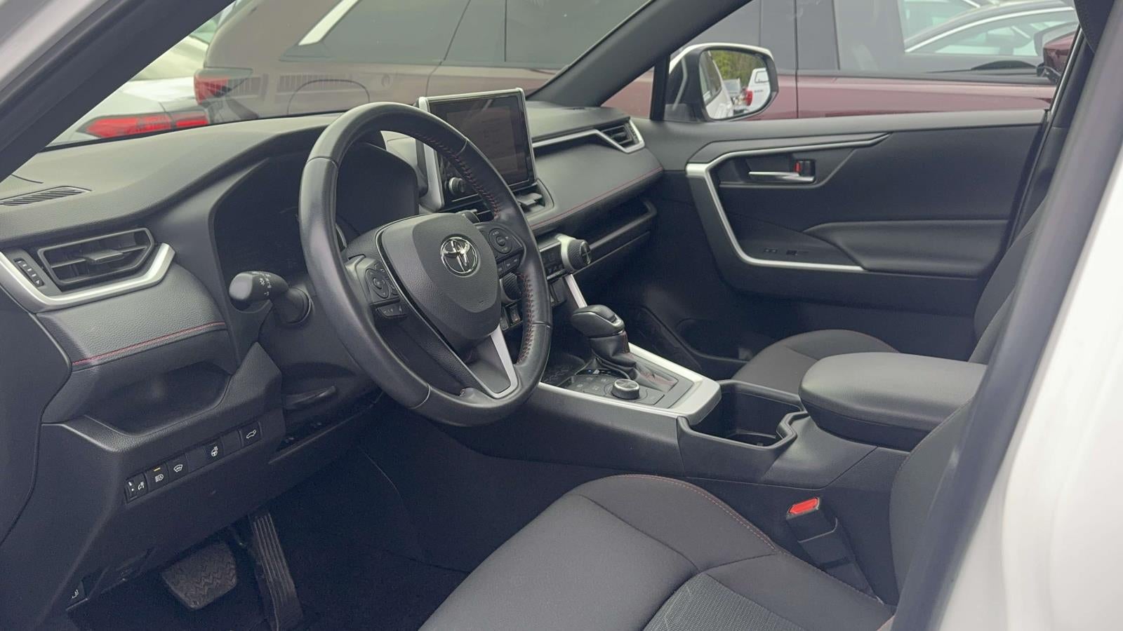 2023 Toyota RAV4 Prime SE