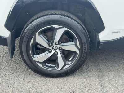 2023 Toyota RAV4 Prime SE