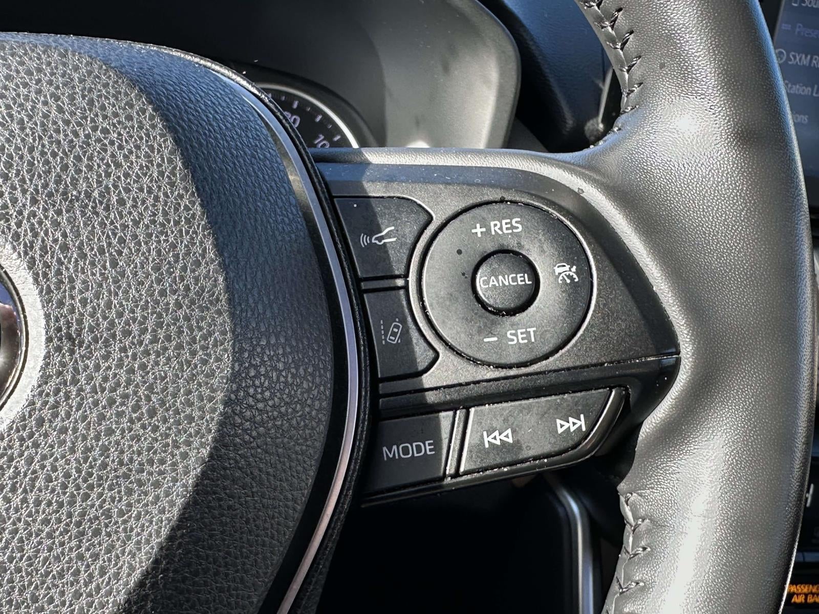 2021 Toyota RAV4 Hybrid XLE Premium