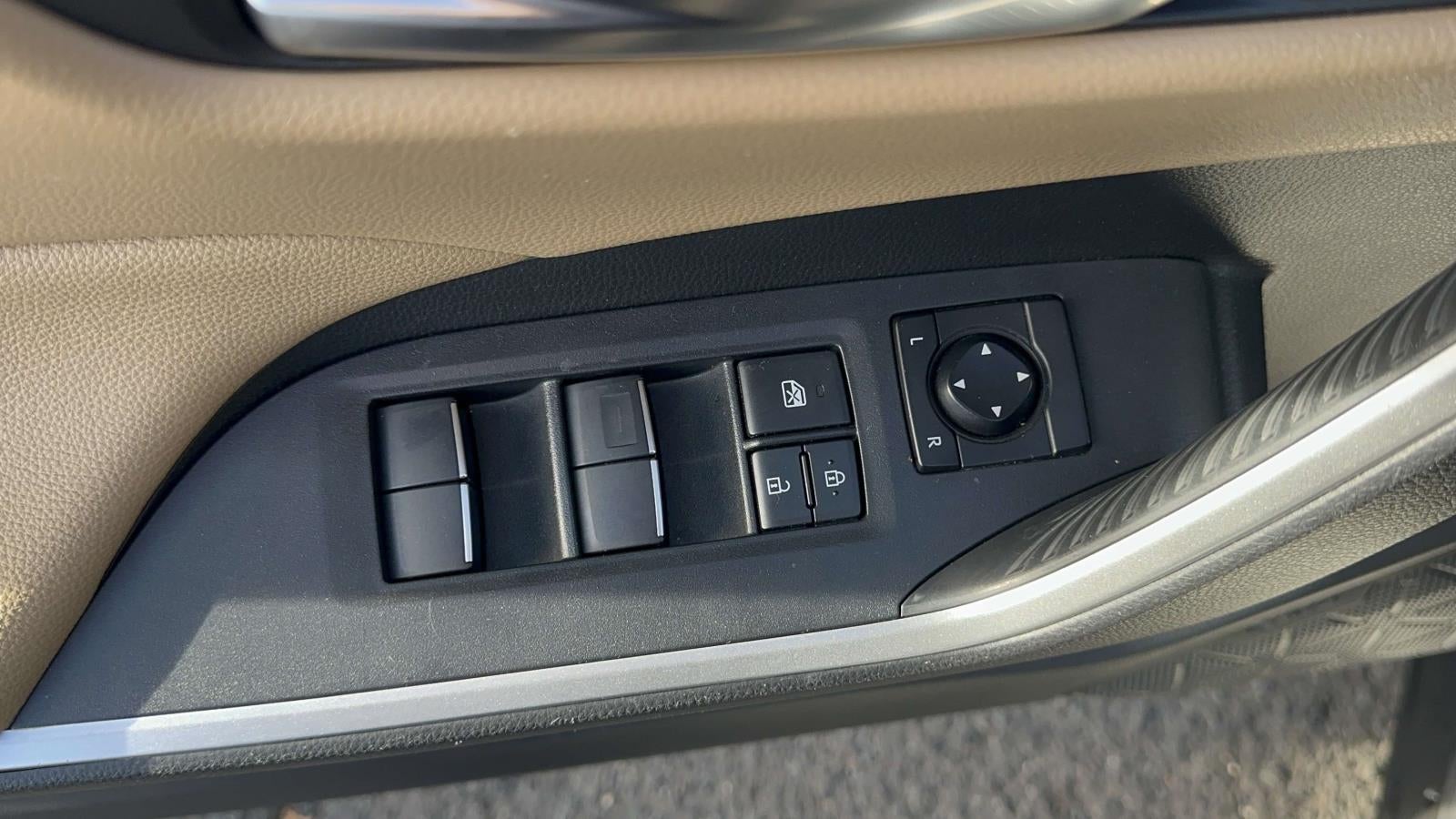 2021 Toyota RAV4 Hybrid XLE Premium