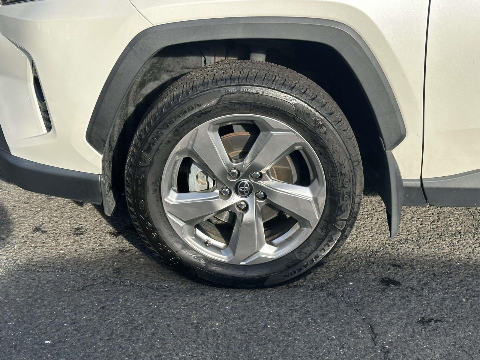 2021 Toyota RAV4 Hybrid XLE Premium