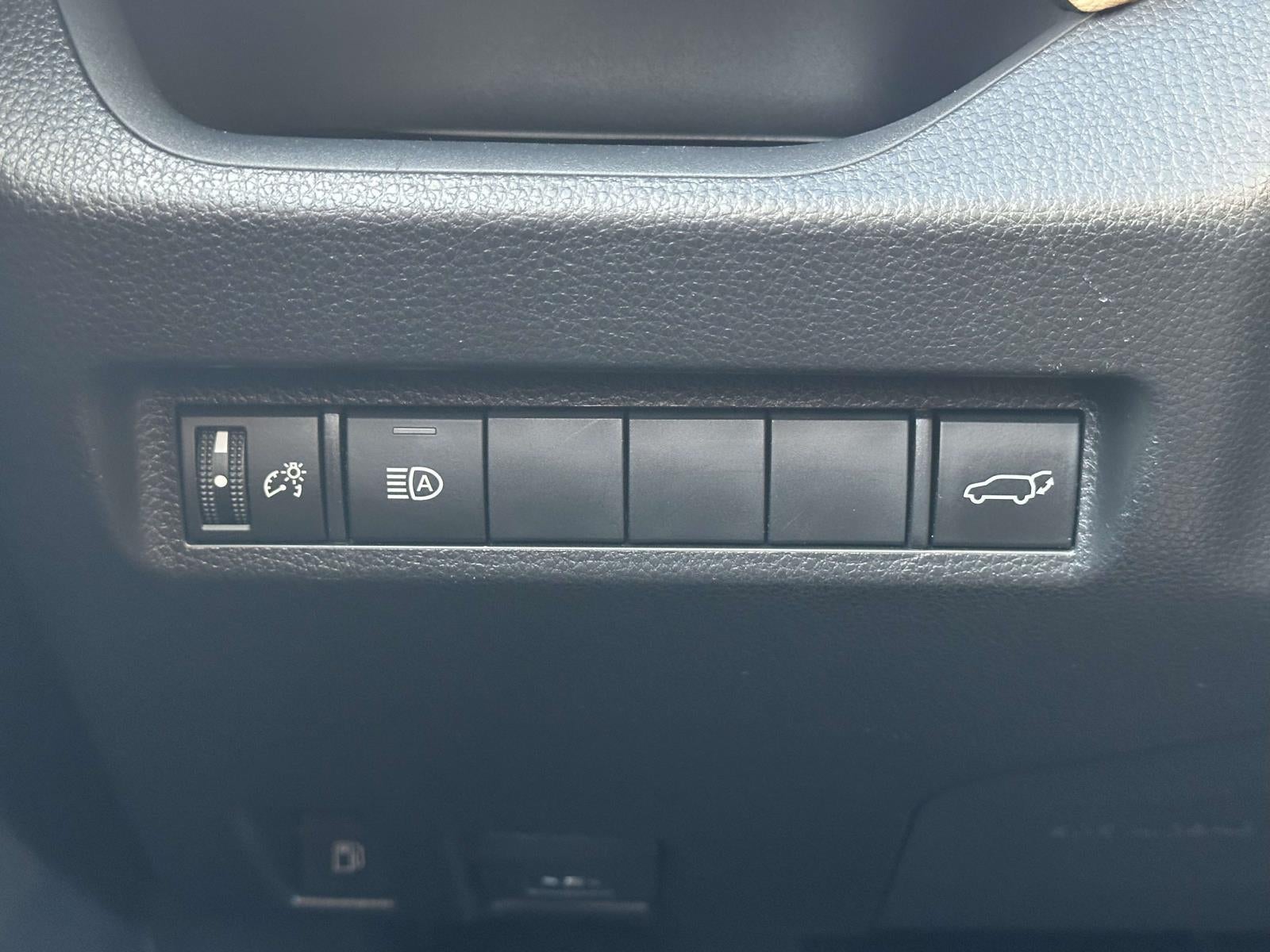 2021 Toyota RAV4 Hybrid XLE Premium