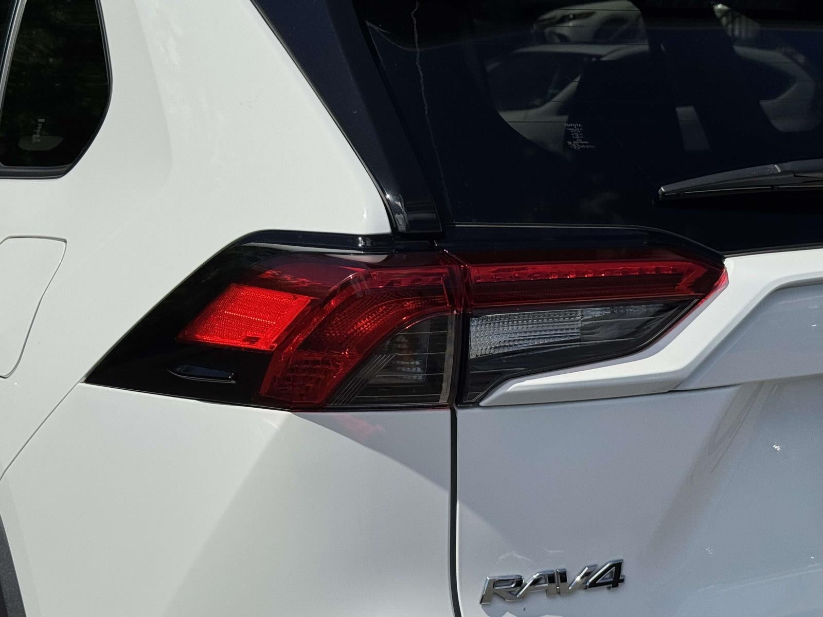 2022 Toyota RAV4 Hybrid LE