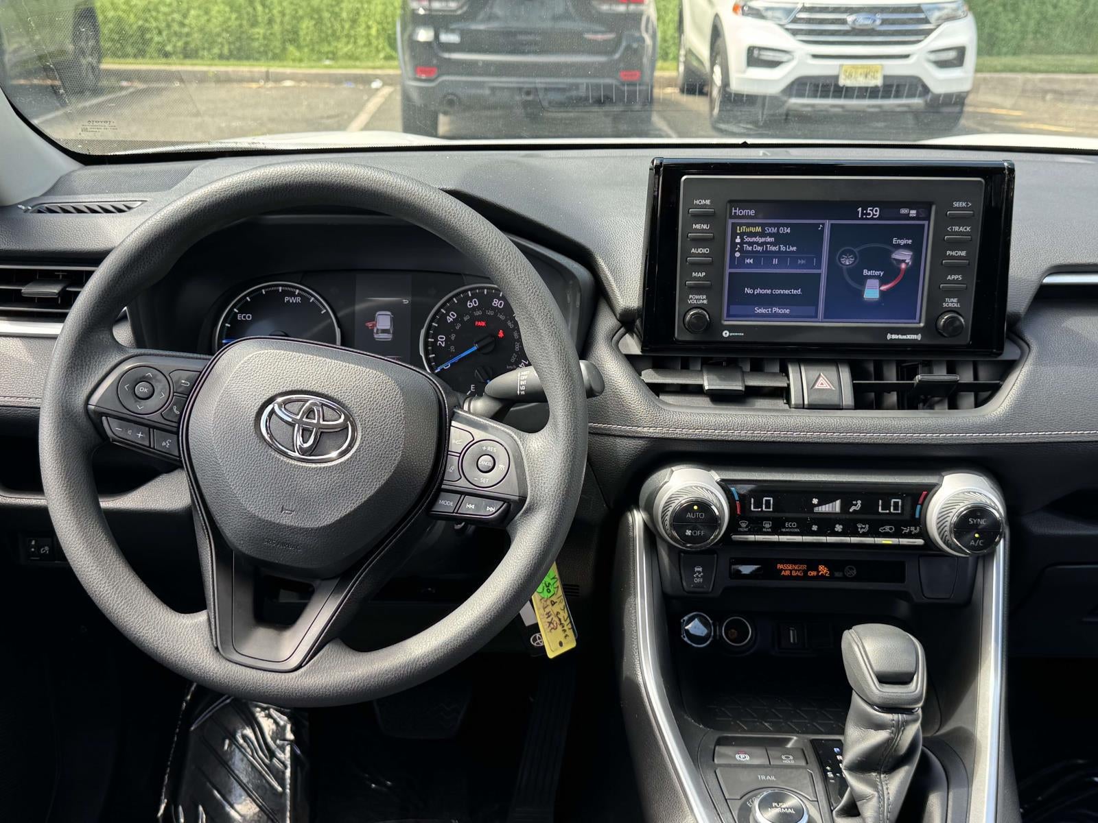 2022 Toyota RAV4 Hybrid LE