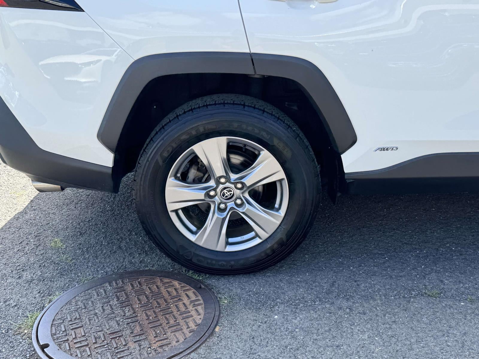 2022 Toyota RAV4 Hybrid LE