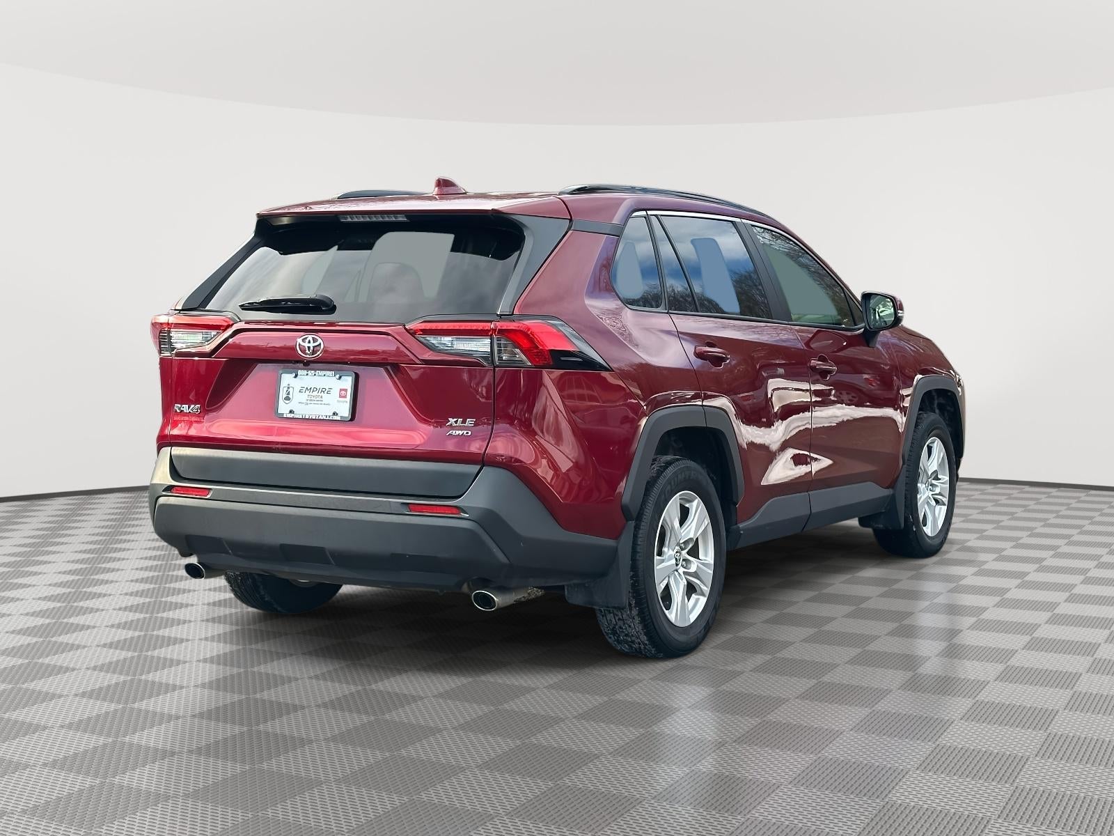 2020 Toyota RAV4 XLE