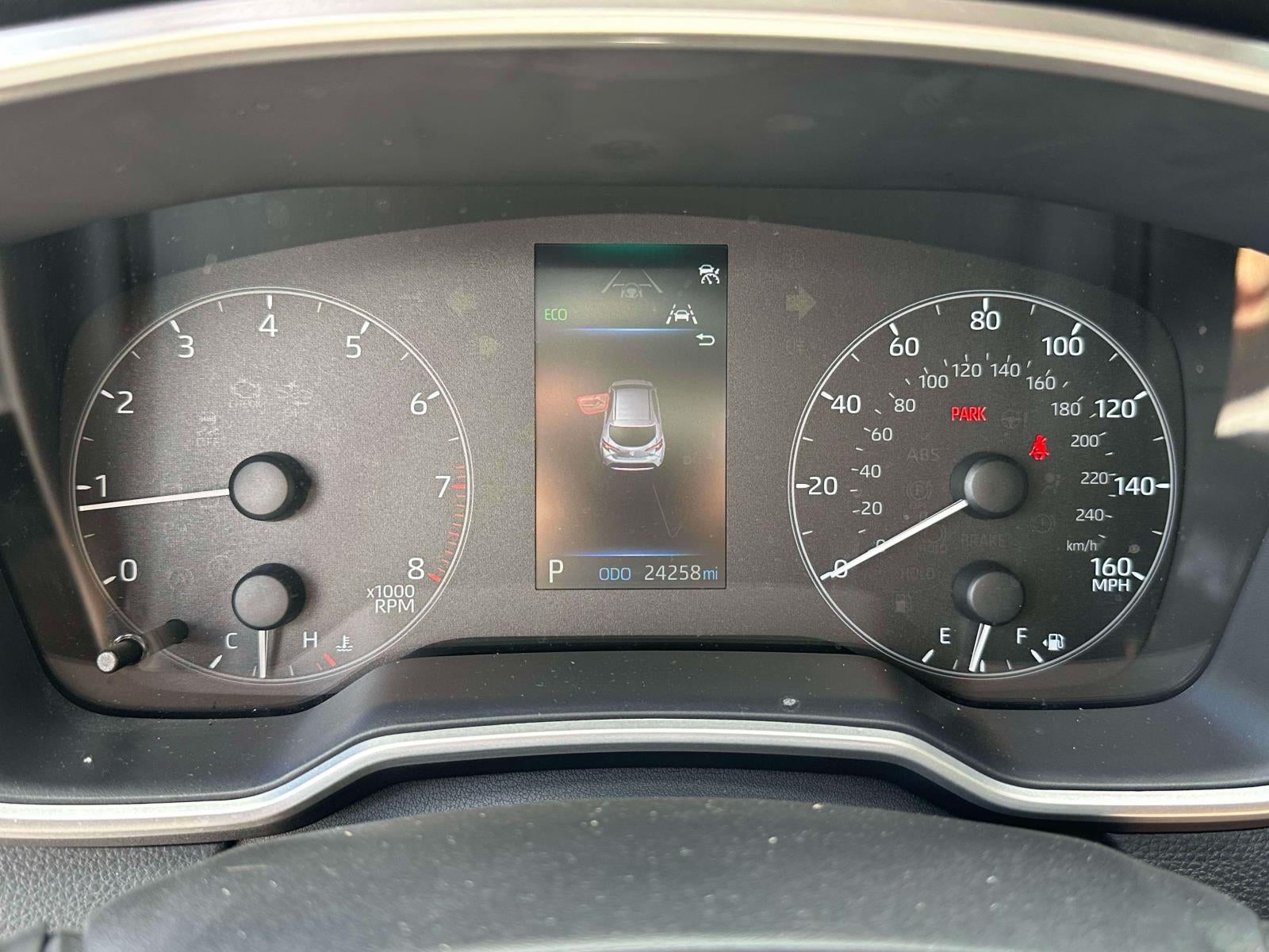 2024 Toyota Corolla Hatchback SE