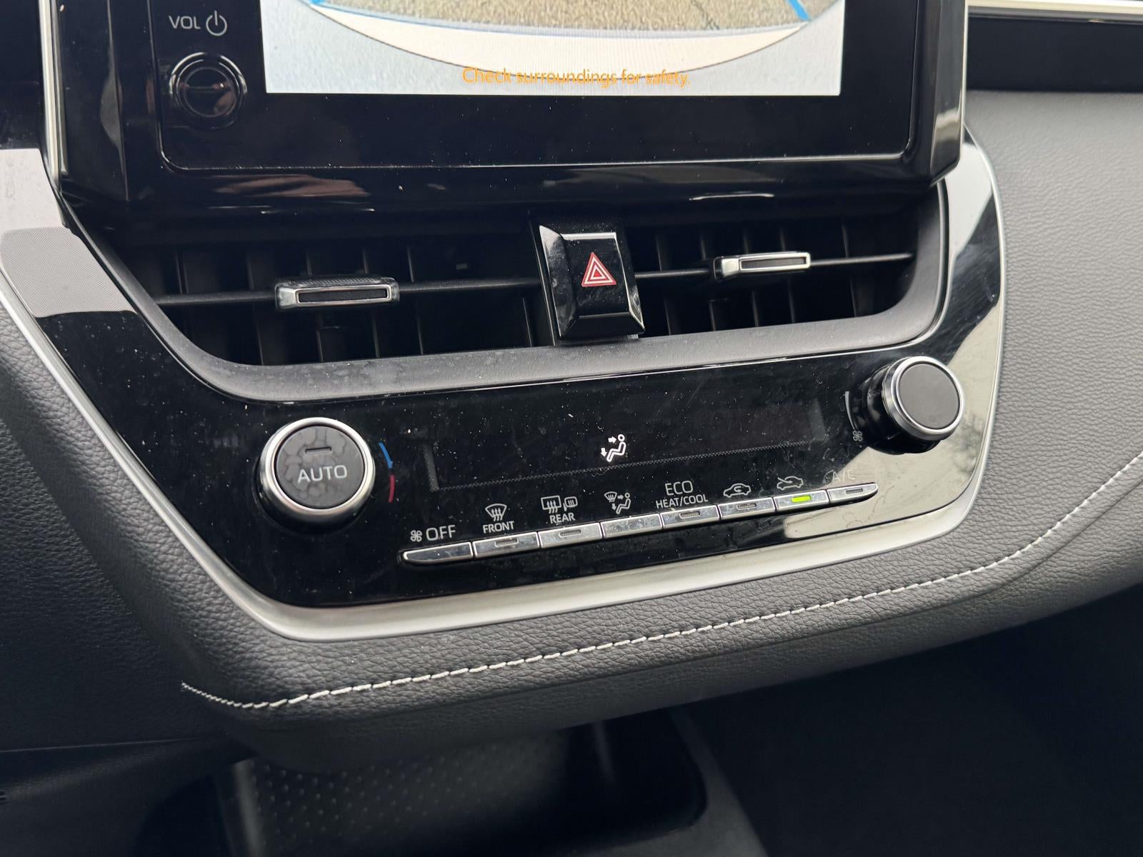 2023 Toyota Corolla Hatchback SE