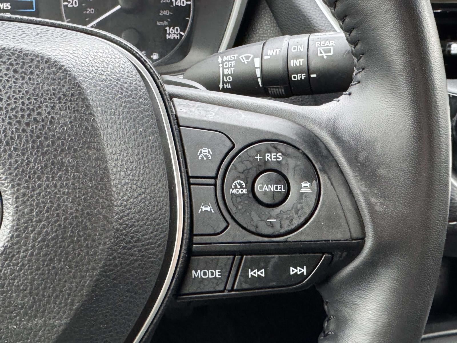 2023 Toyota Corolla Hatchback SE