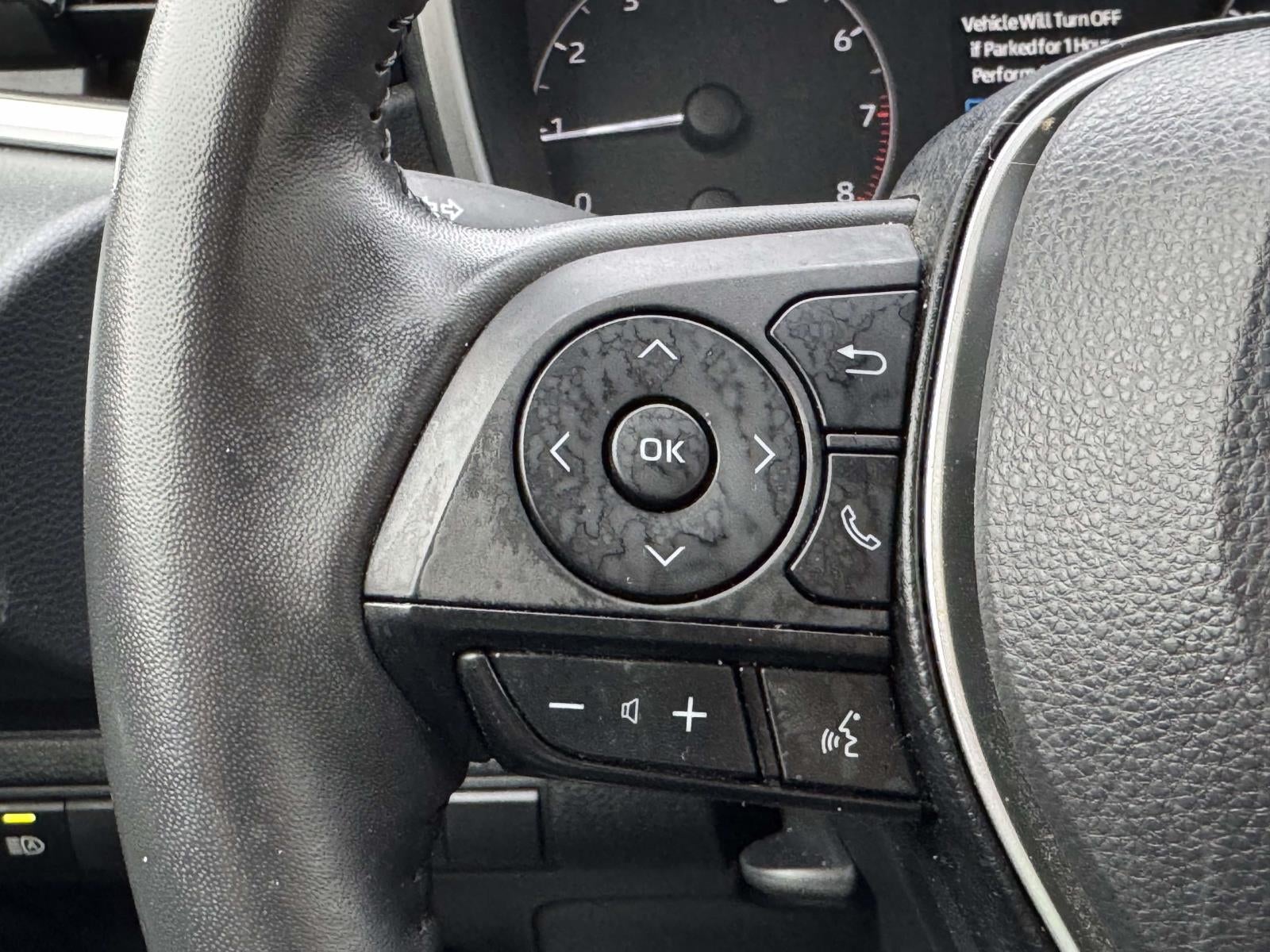 2023 Toyota Corolla Hatchback SE