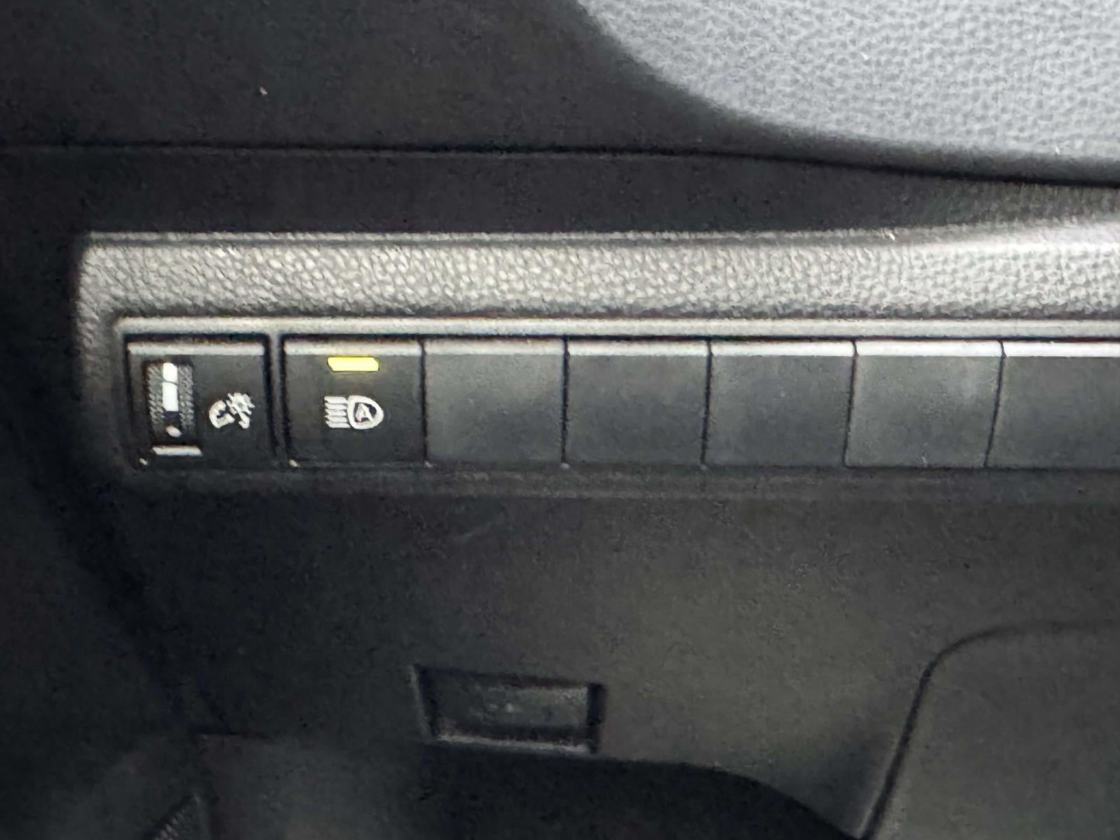 2023 Toyota Corolla Hatchback SE