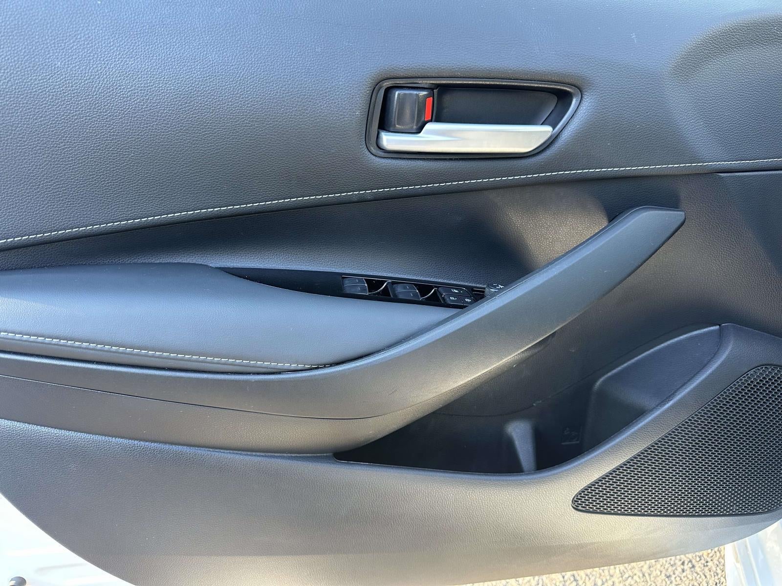 2024 Toyota Corolla Hatchback SE