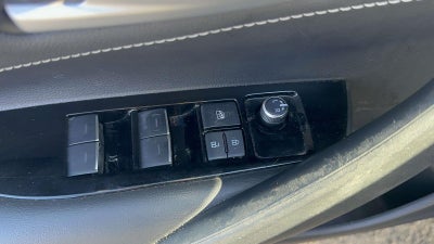 2019 Toyota Corolla Hatchback SE