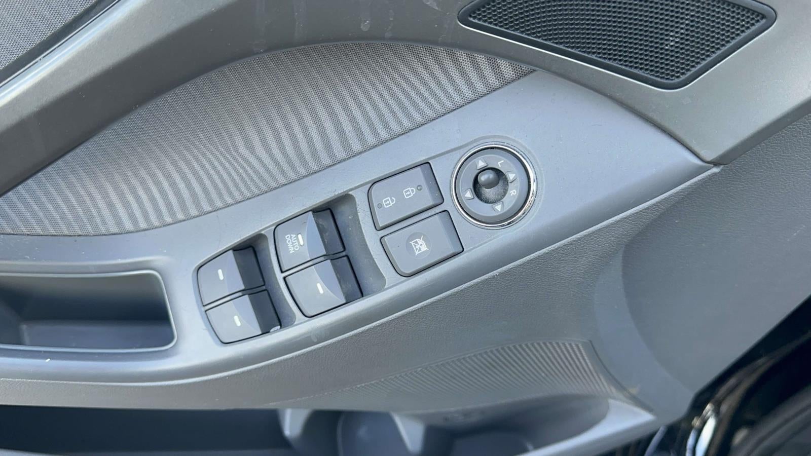 2012 Hyundai Elantra GLS (Ulsan Plant)