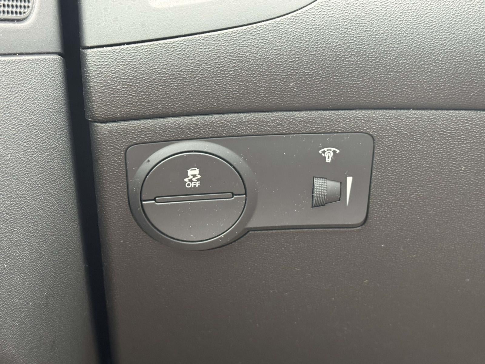 2012 Hyundai Genesis Coupe 2.0T