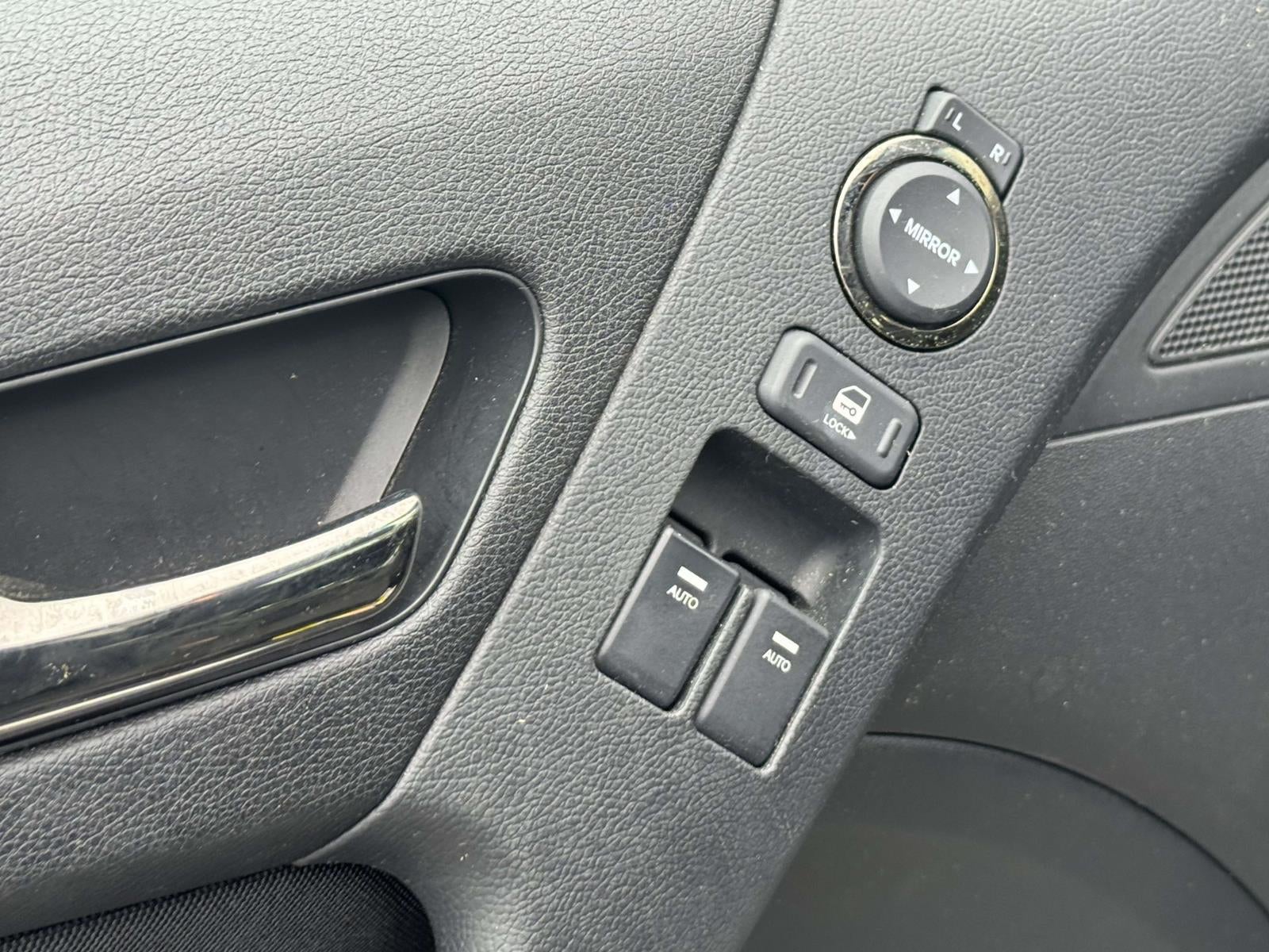 2012 Hyundai Genesis Coupe 2.0T