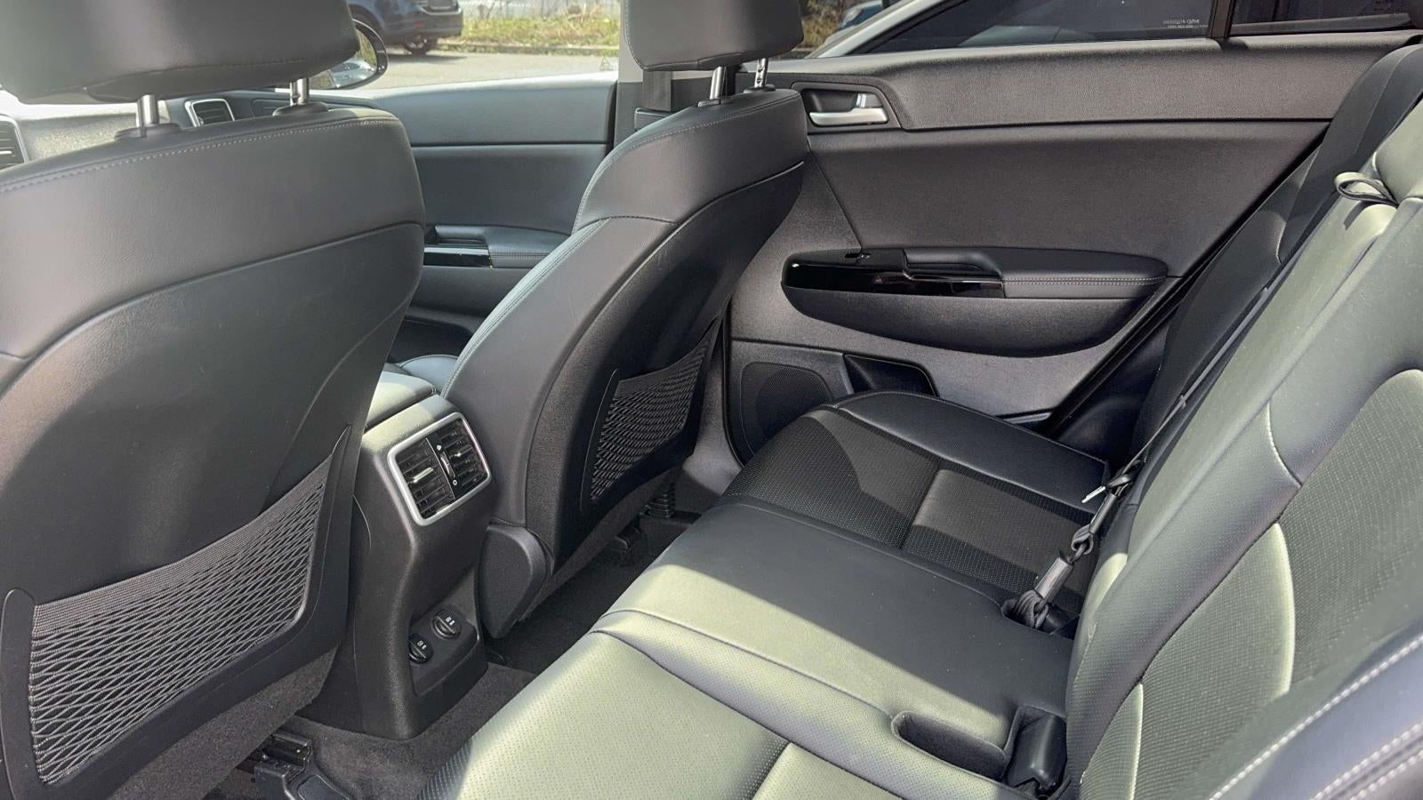 2022 Kia Sportage EX