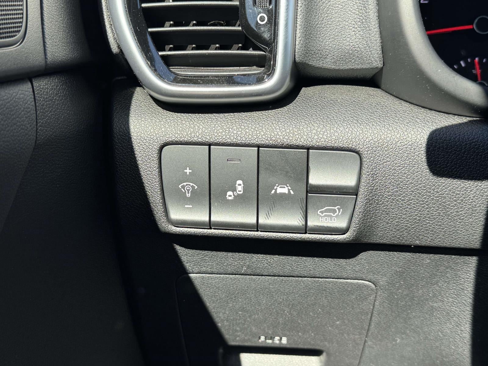 2020 Kia Sportage EX